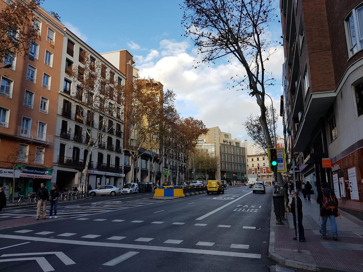 Arguelles Apartment Madrid Buitenkant foto